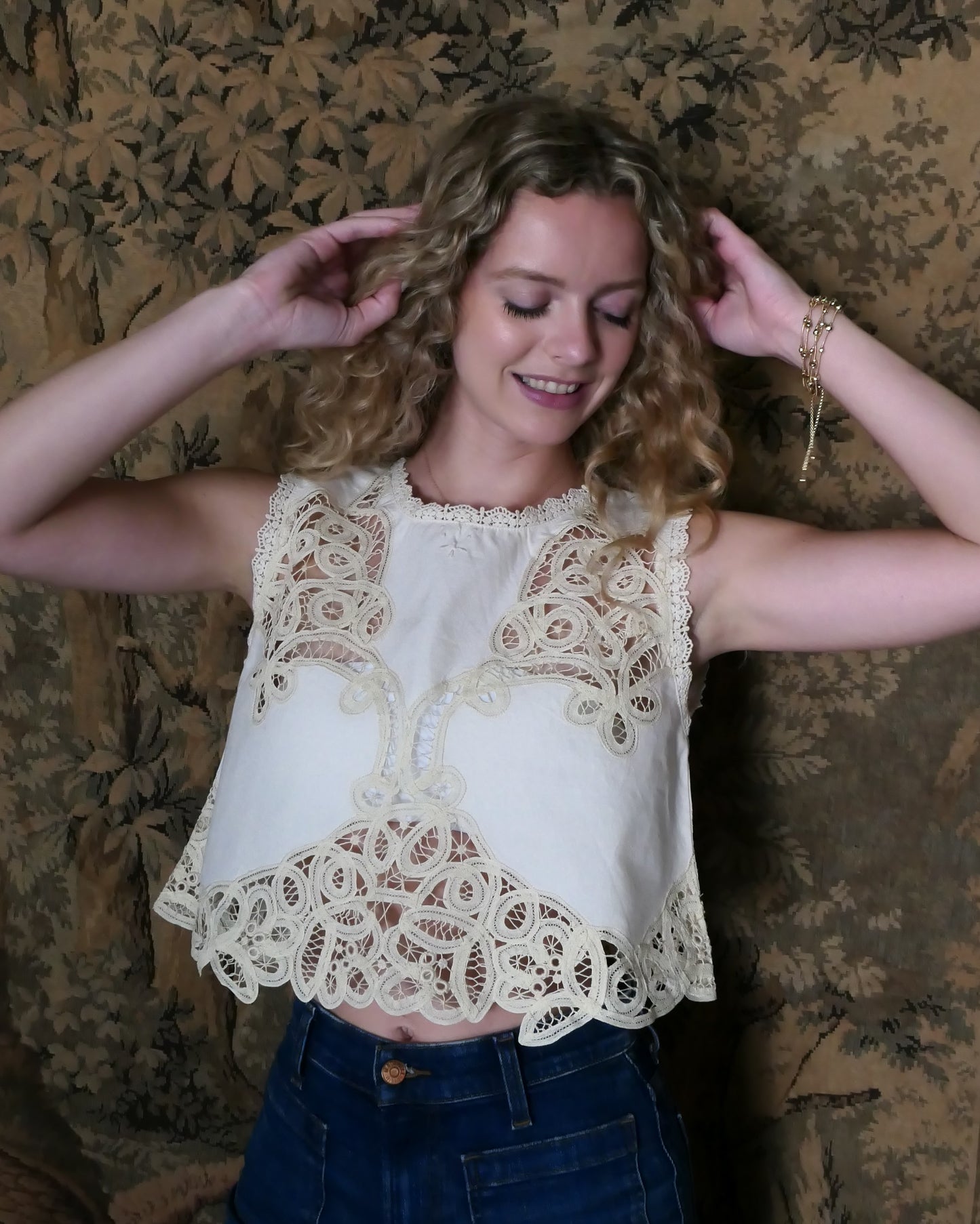 Jezebel Vintage Battenberg Lace Cropped Tank Top in Natural