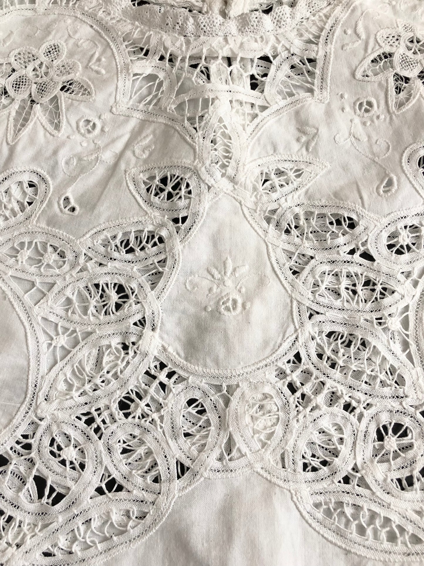 Vintage Battenberg Lace Cropped Tank Top
