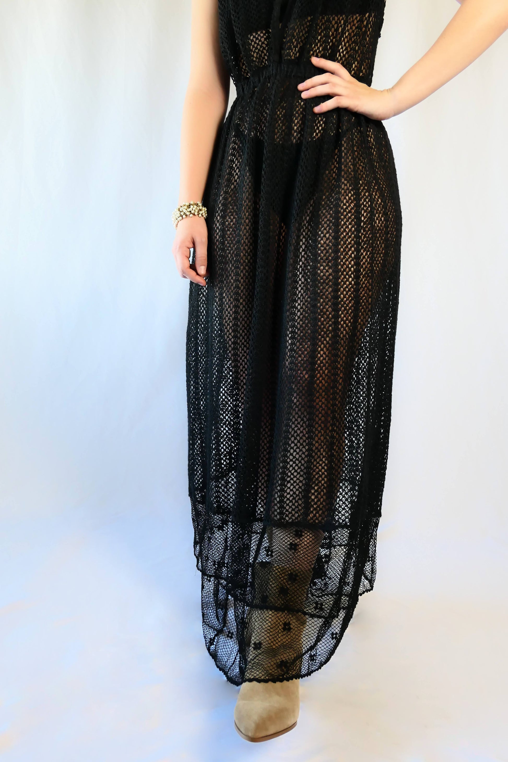 Boho Chic Hand Crocheted 54 Maxi Dress with V-Neck and Two-Tiered Hem –  Lim's Vintage